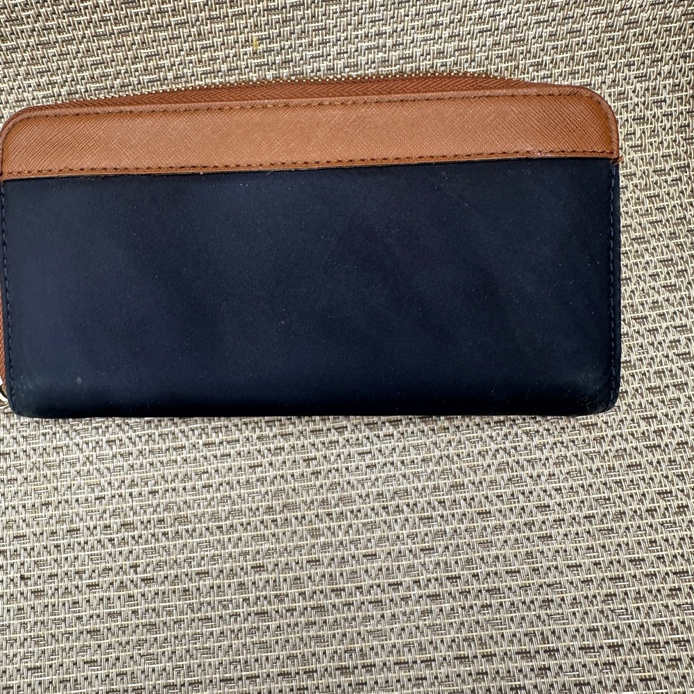 Michael Kors Nylon Colgate ZA Continental Wallet Navy - Picture 9 of 11
